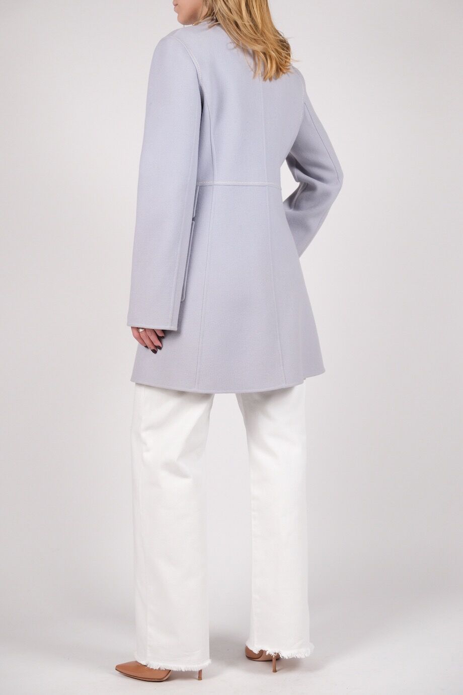 image 3 Пальто голубого цвета с накладными карманами