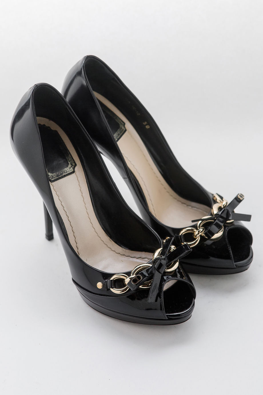 image 5 Лаковые туфли черного цвета с открытым носиком