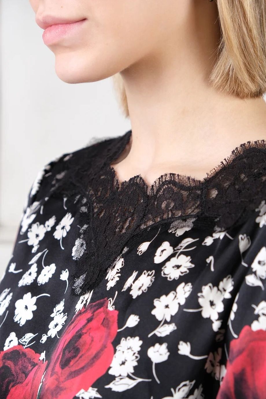 image 4 Блуза с цветочным принтом