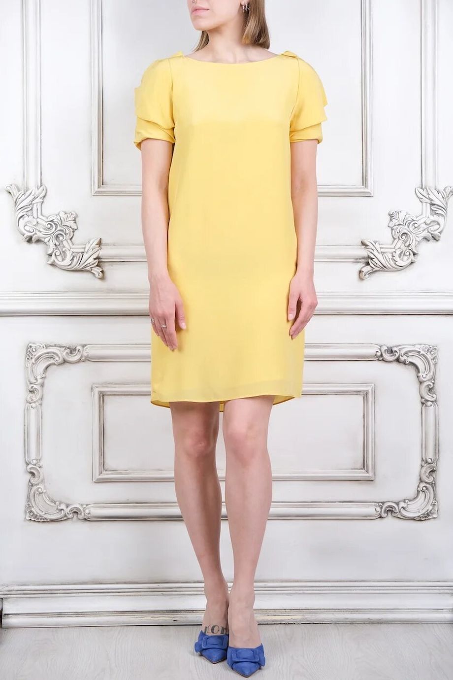 image 1 Платье с коротким рукавом желтого цвета