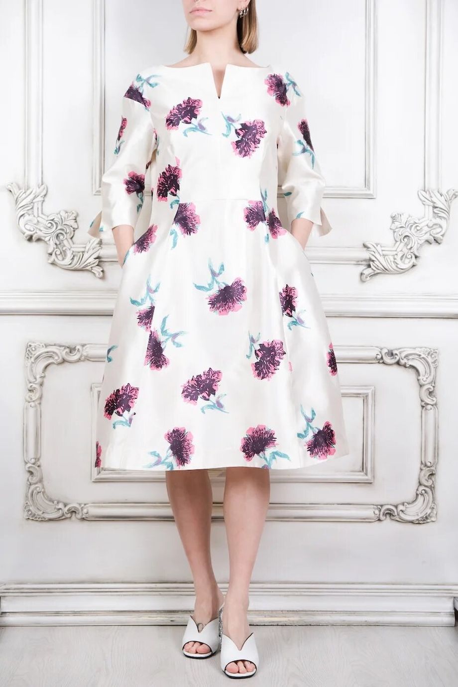image 3 Шелковое платье с цветочным принтом