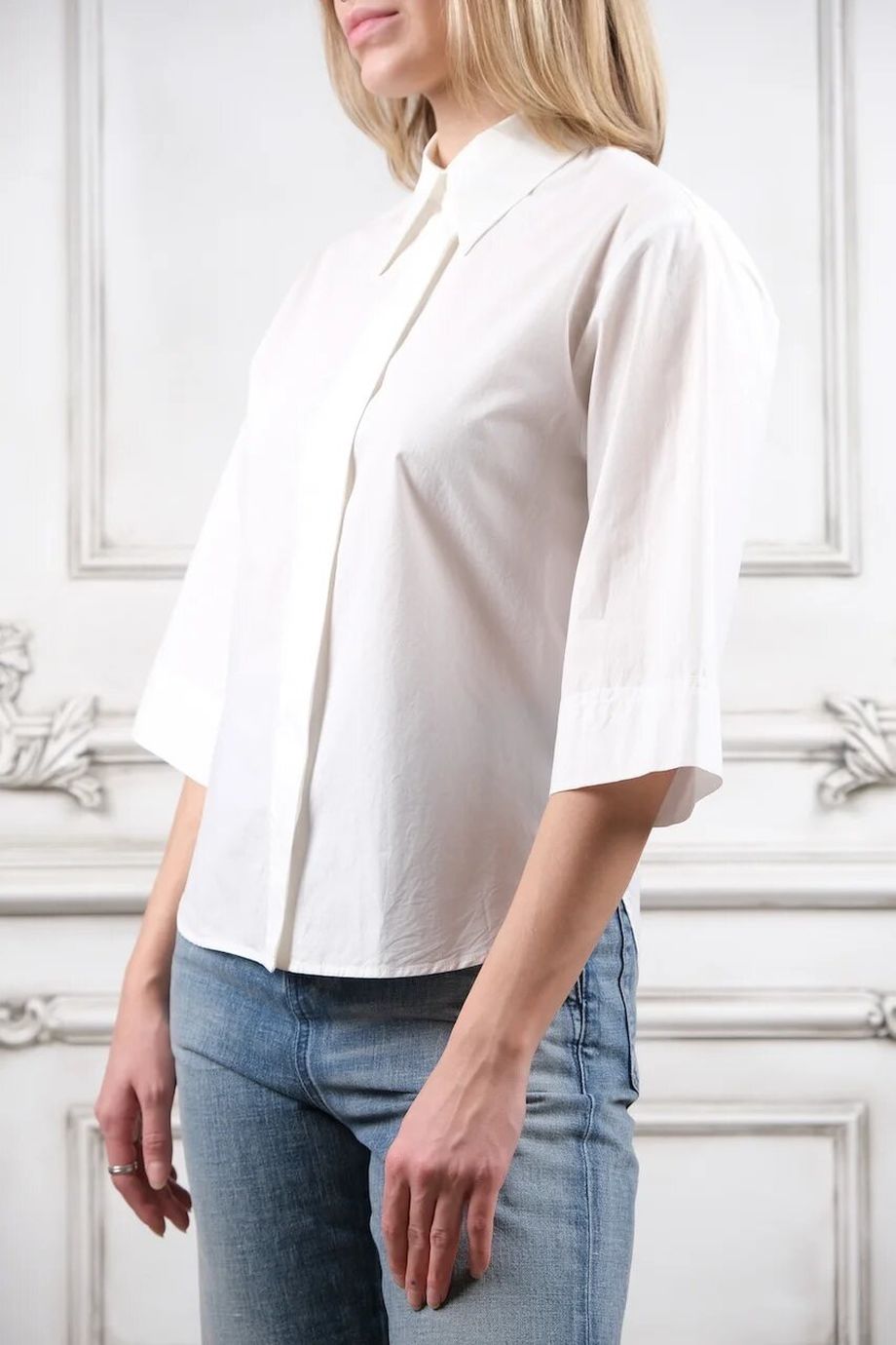 image 4 Рубашка белого цвета с укороченным рукавом