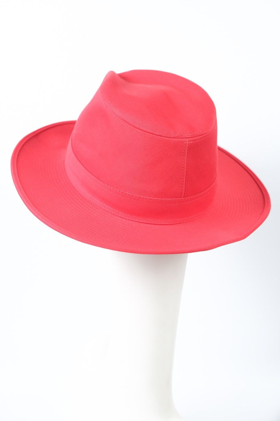 image 3 Шляпа красного цвета