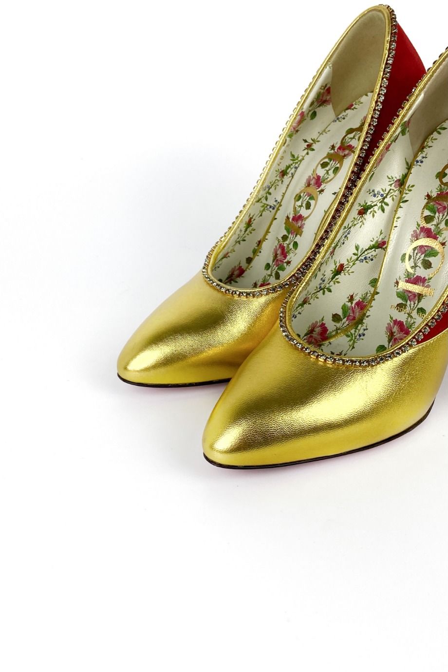 image 3 Комбинированные туфли золотого цвета с замшевой пяткой