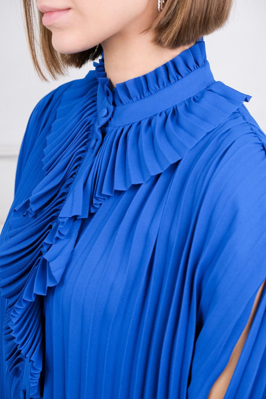 image 4 Блуза плиссе синего цвета