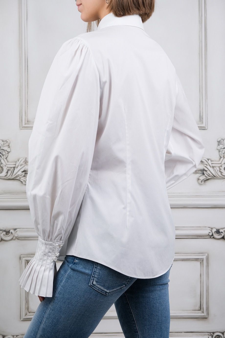 image 3 Рубашка белого цвета с объемными рукавами