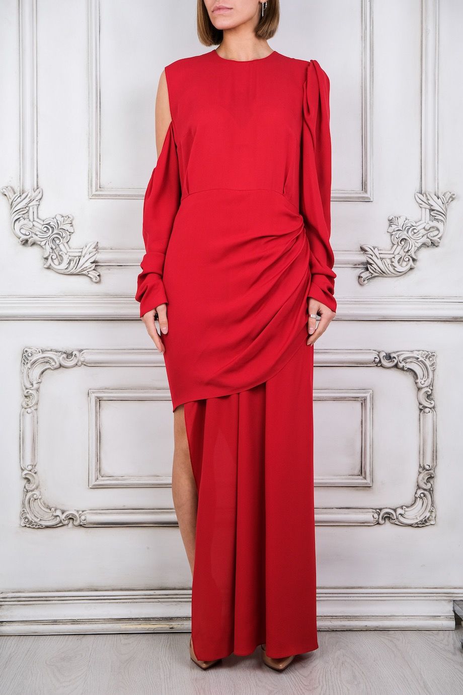 image 1 Платье красного цвета с асимметричной юбкой