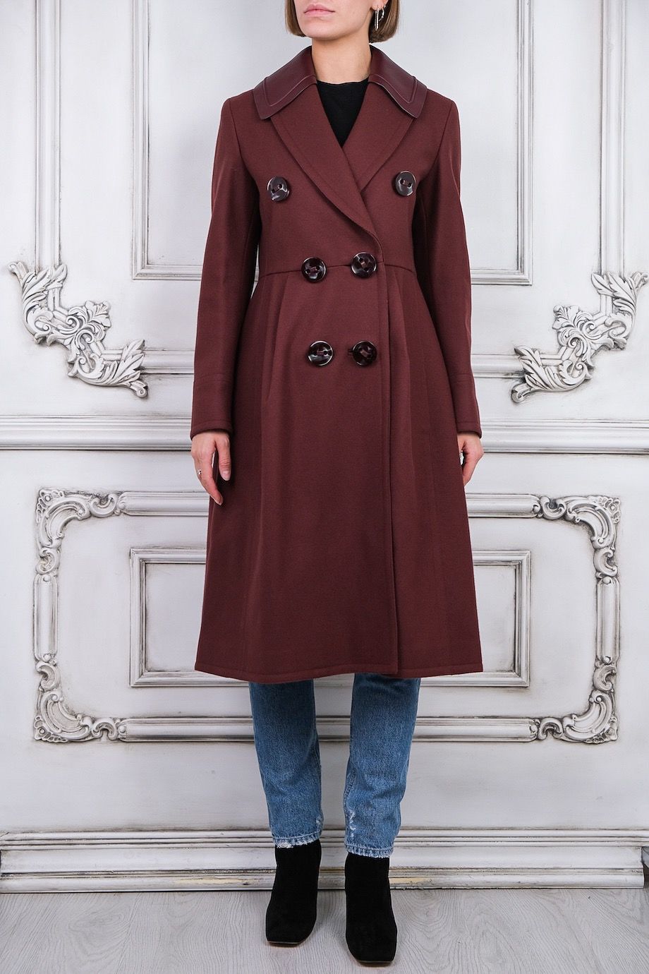 image 1 Двубортное пальто бордового цвета со съёмным воротником