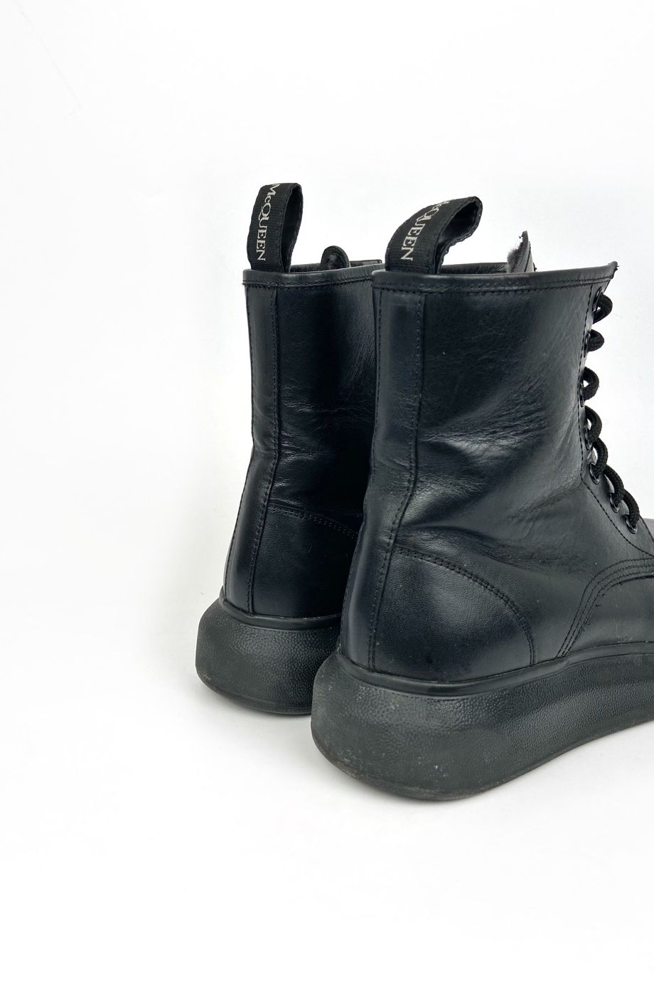 image 4 Ботинки чёрного цвета на шнуровке на меху