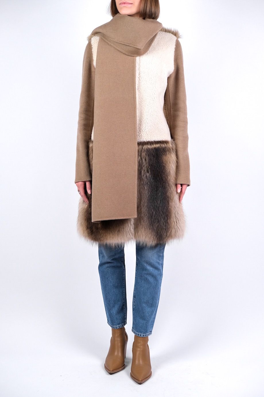 image 2 Кашемировое пальто с меховой отделкой