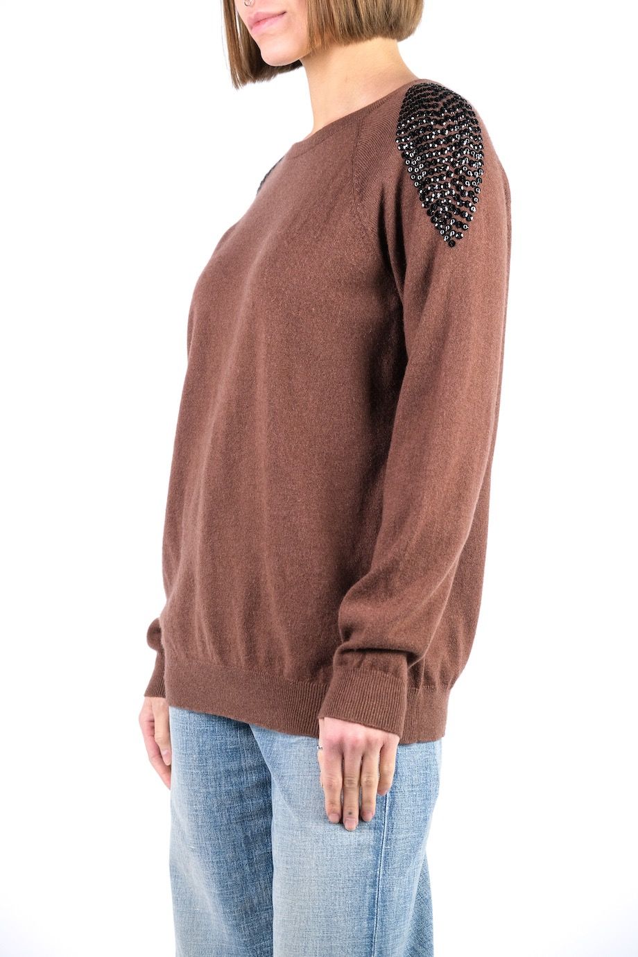 image 2 Кашемировый джемпер коричневого цвета с декором на плечах