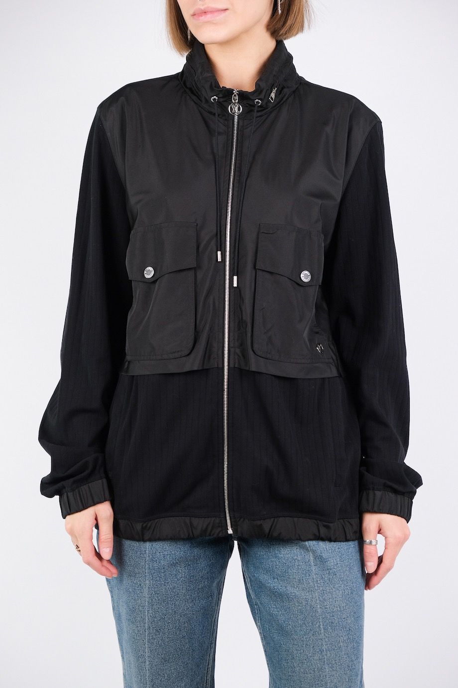 image 1 Куртка комбинированная чёрного цвета