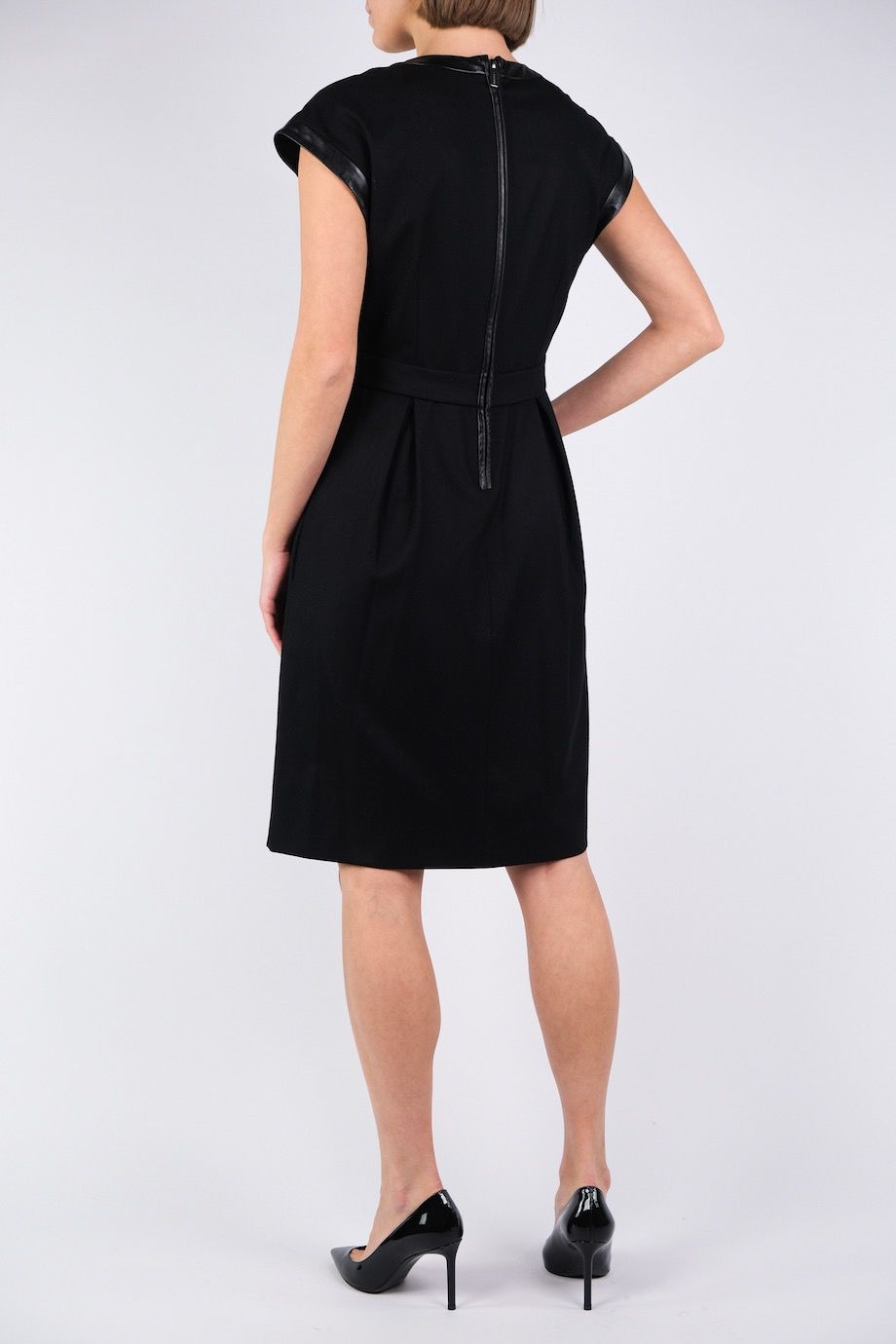 image 3 Платье черного цвета с кожаными вставками