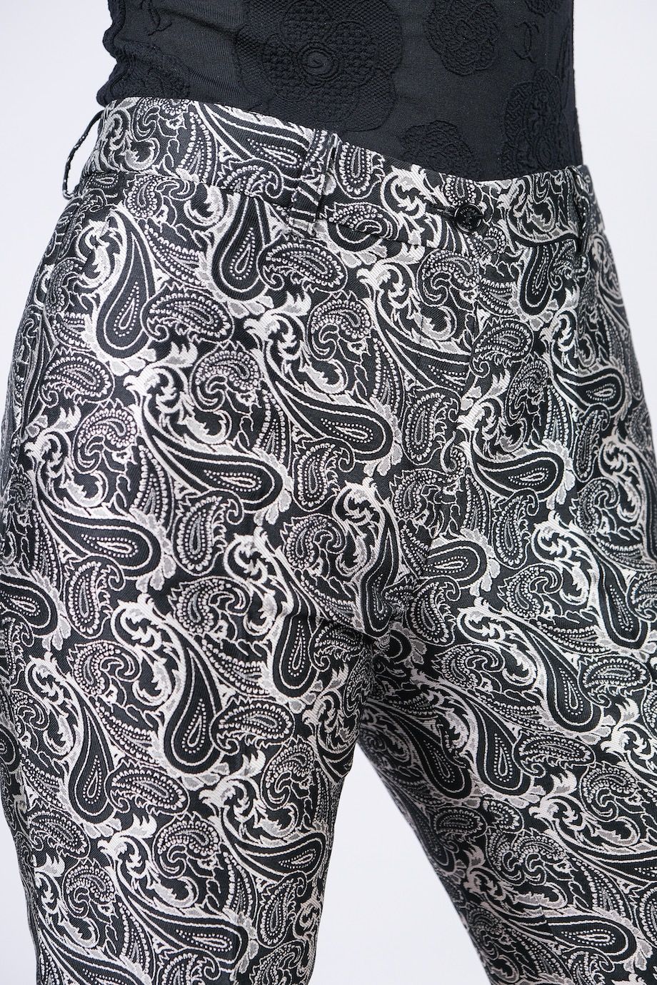 image 4 Укороченные брюки с принтом огурцы