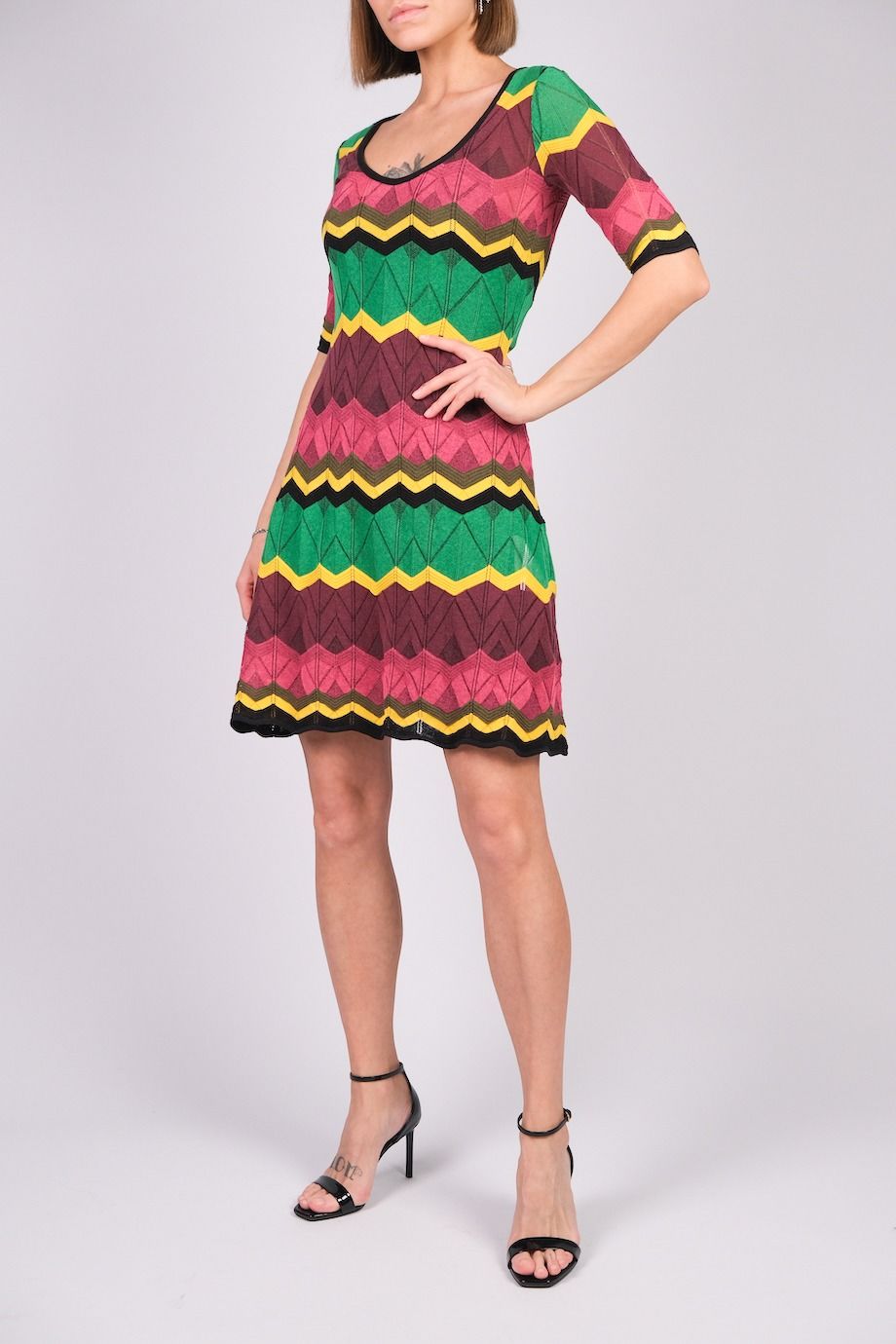 image 2 Платье с принтом  зелено-бордового цвета