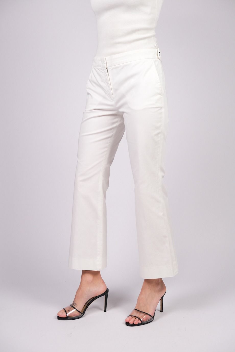 image 3 Укороченные брюки белого цвета