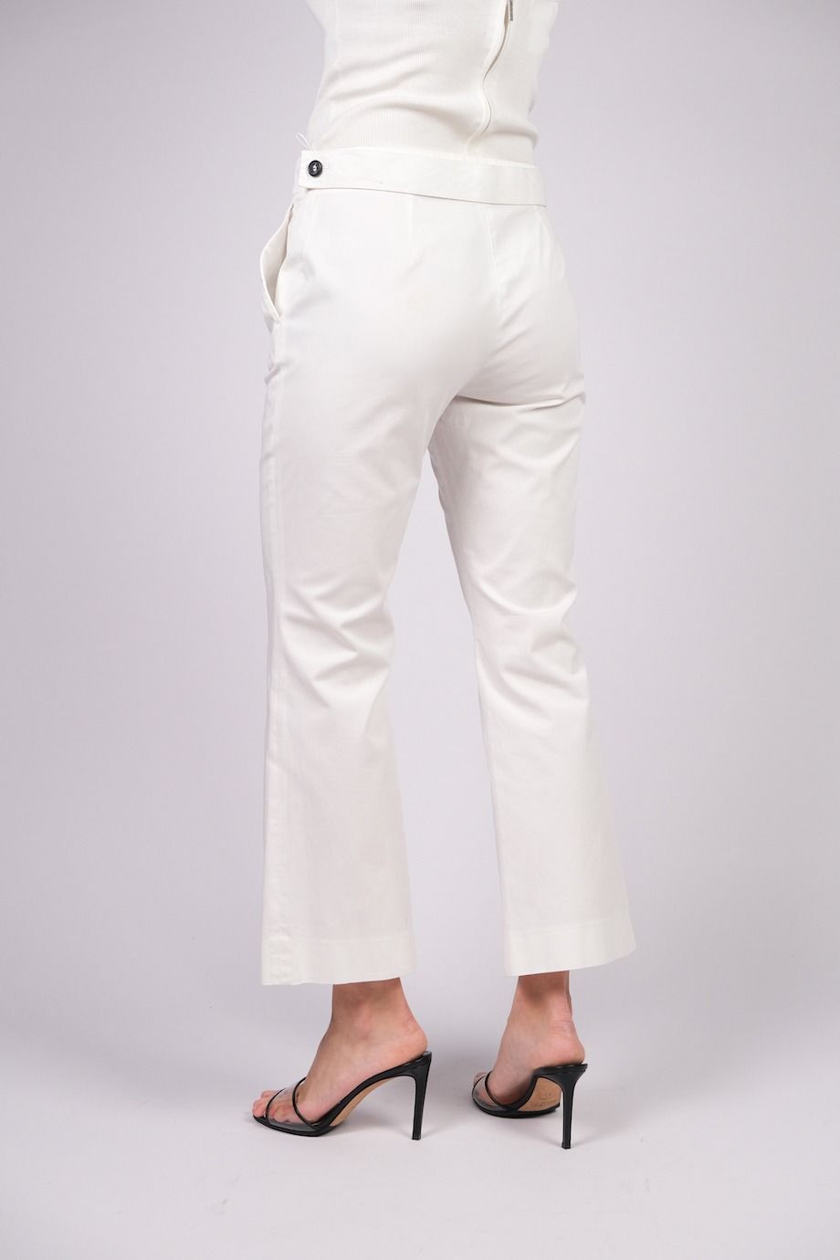 image 4 Укороченные брюки белого цвета