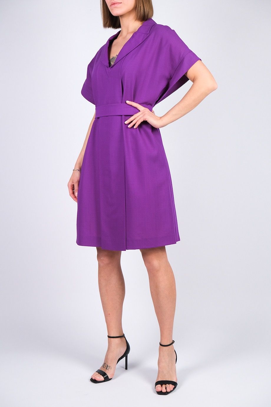image 2 Платье фиолетового цвета