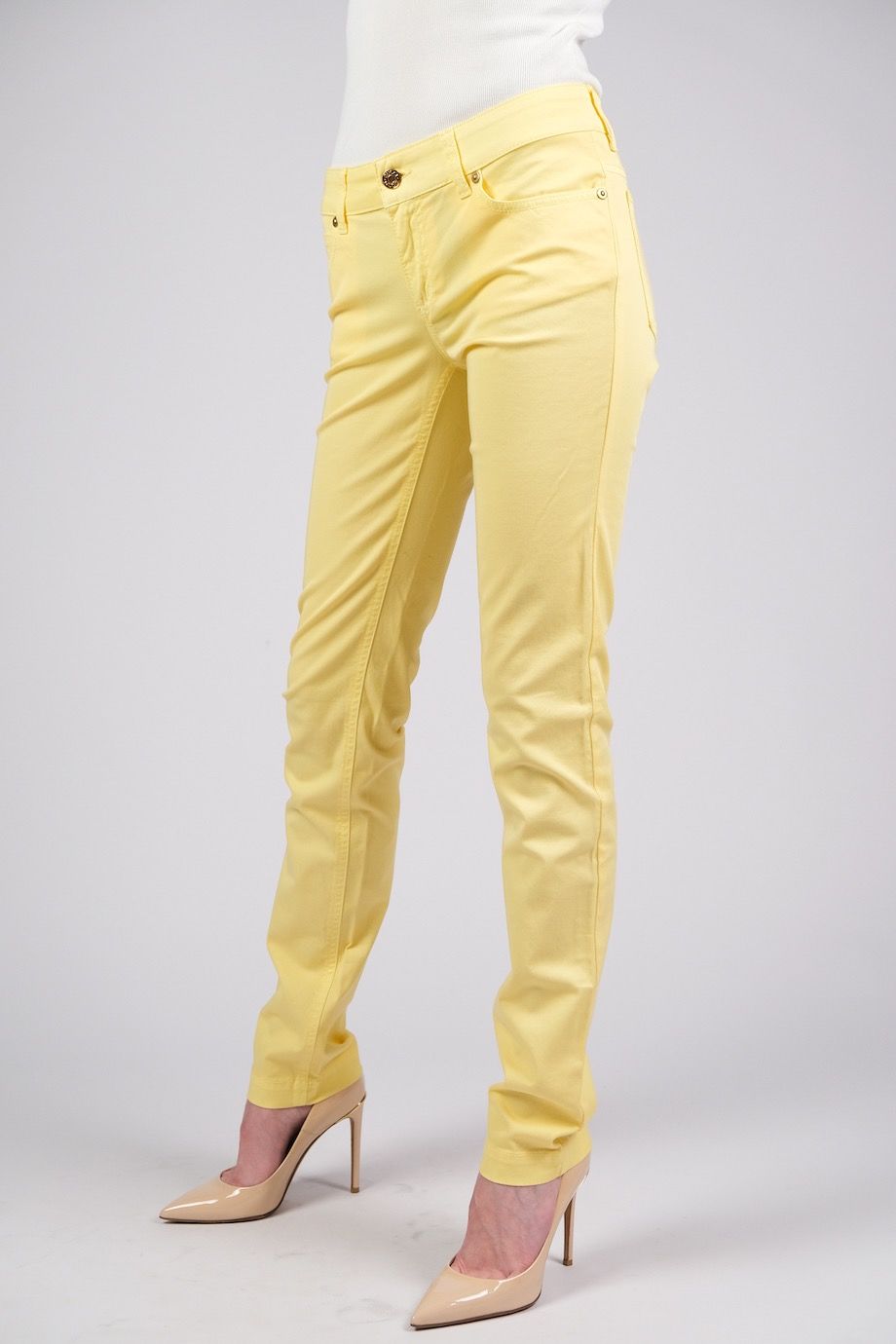 image 3 Зауженные джинсы желтого цвета