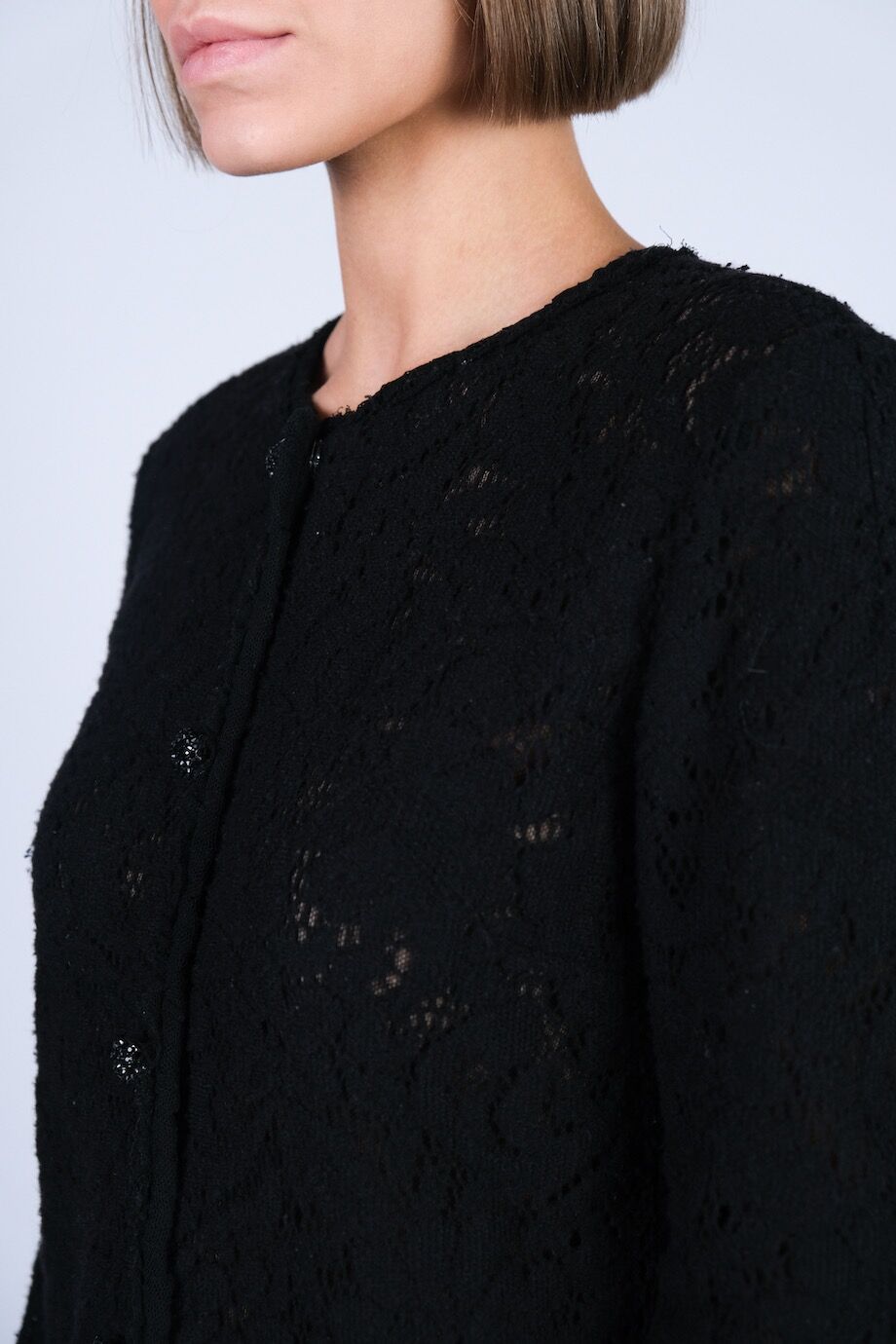 image 4 Кружевное пальто чёрного цвета с пуговицами