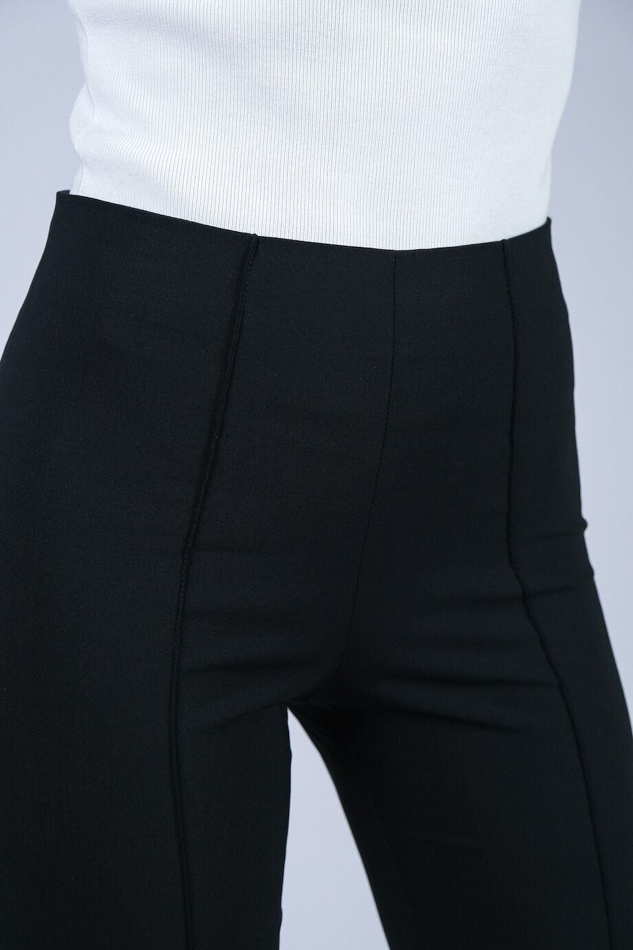 image 5 Зауженные брюки чёрного цвета