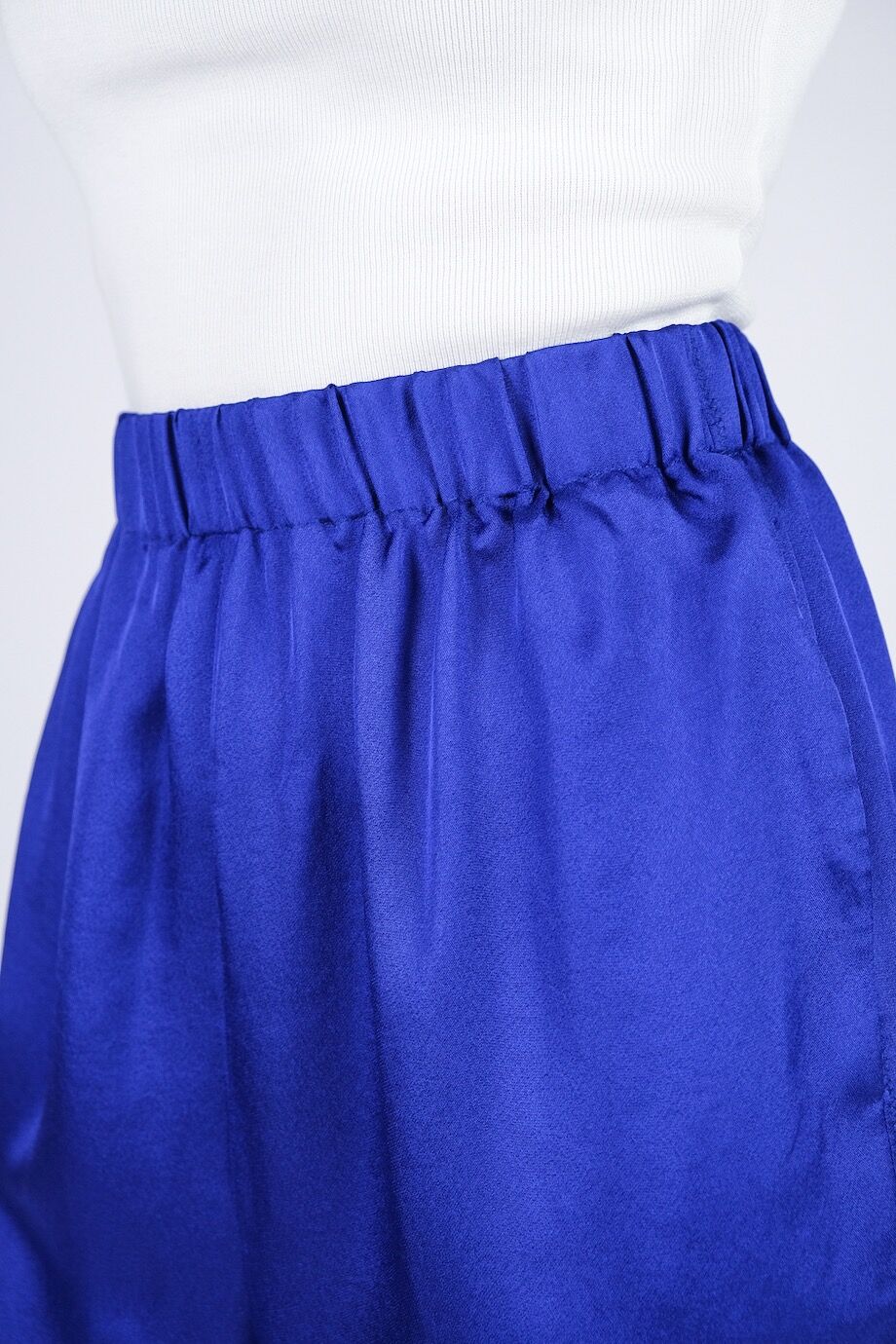 image 5 Атласные брюки синего цвета на резинке