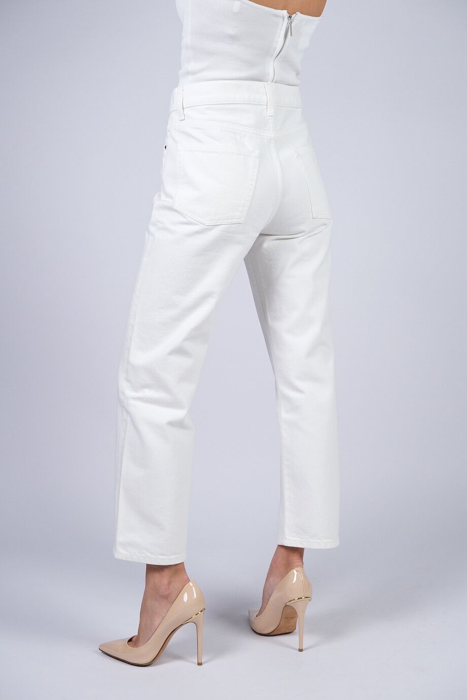image 4 Укороченные джинсы белого цвета