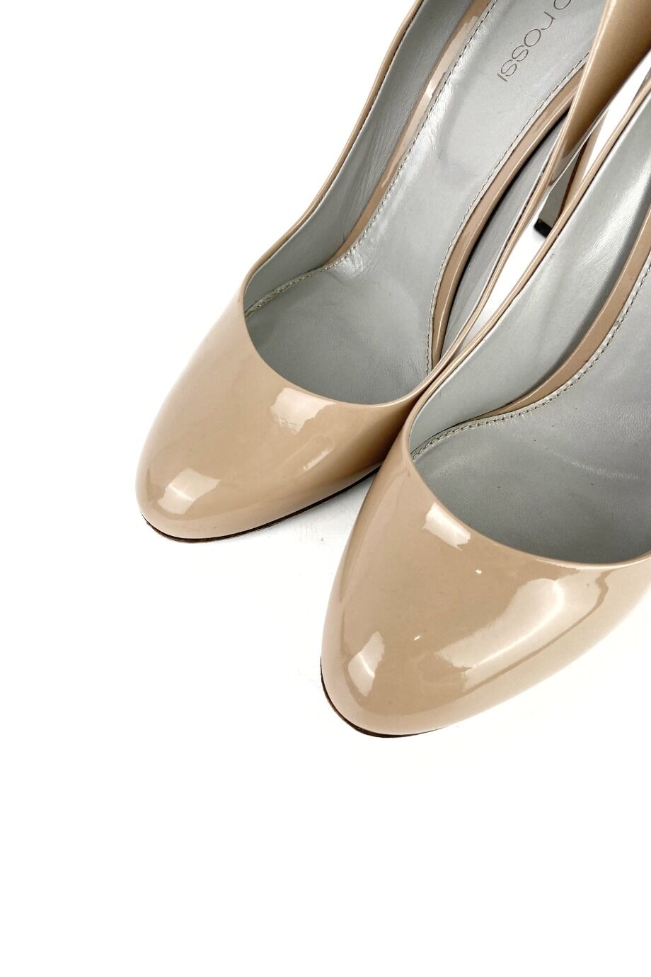 image 3 Туфли бежевого цвета из лаковой кожи