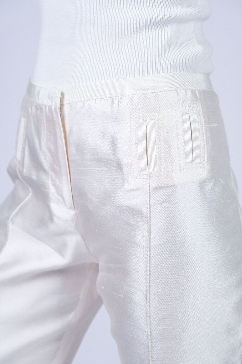image 5 Шелковые брюки молочного цвета