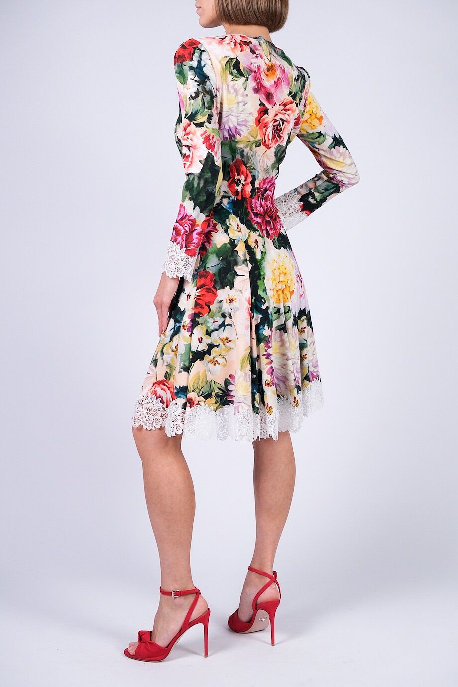 image 3 Платье с цветочным принтом декорированное кружевом