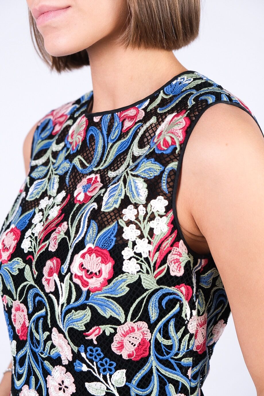 image 4 Кружевное платье-миди с цветочной аппликацией