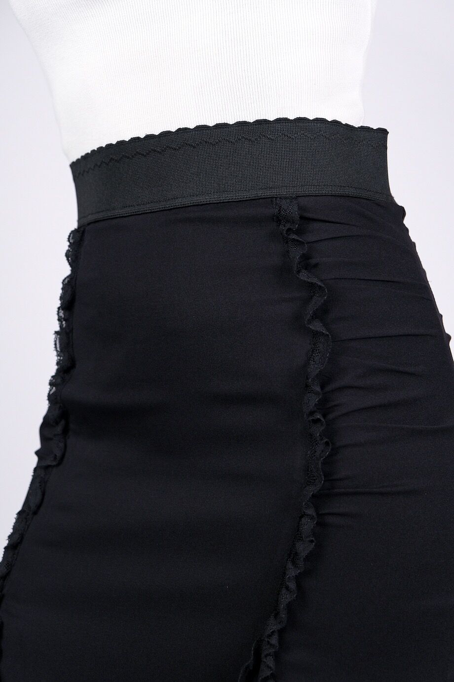 image 5 Шелковая юбка чёрного цвета со сборками