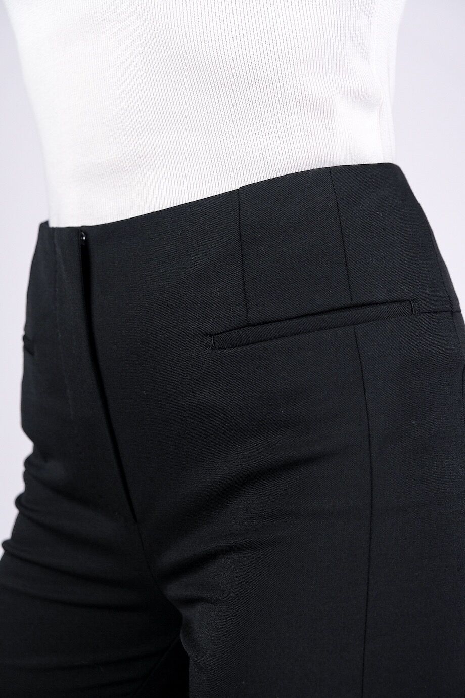 image 6 Зауженные брюки черного цвета с молниями
