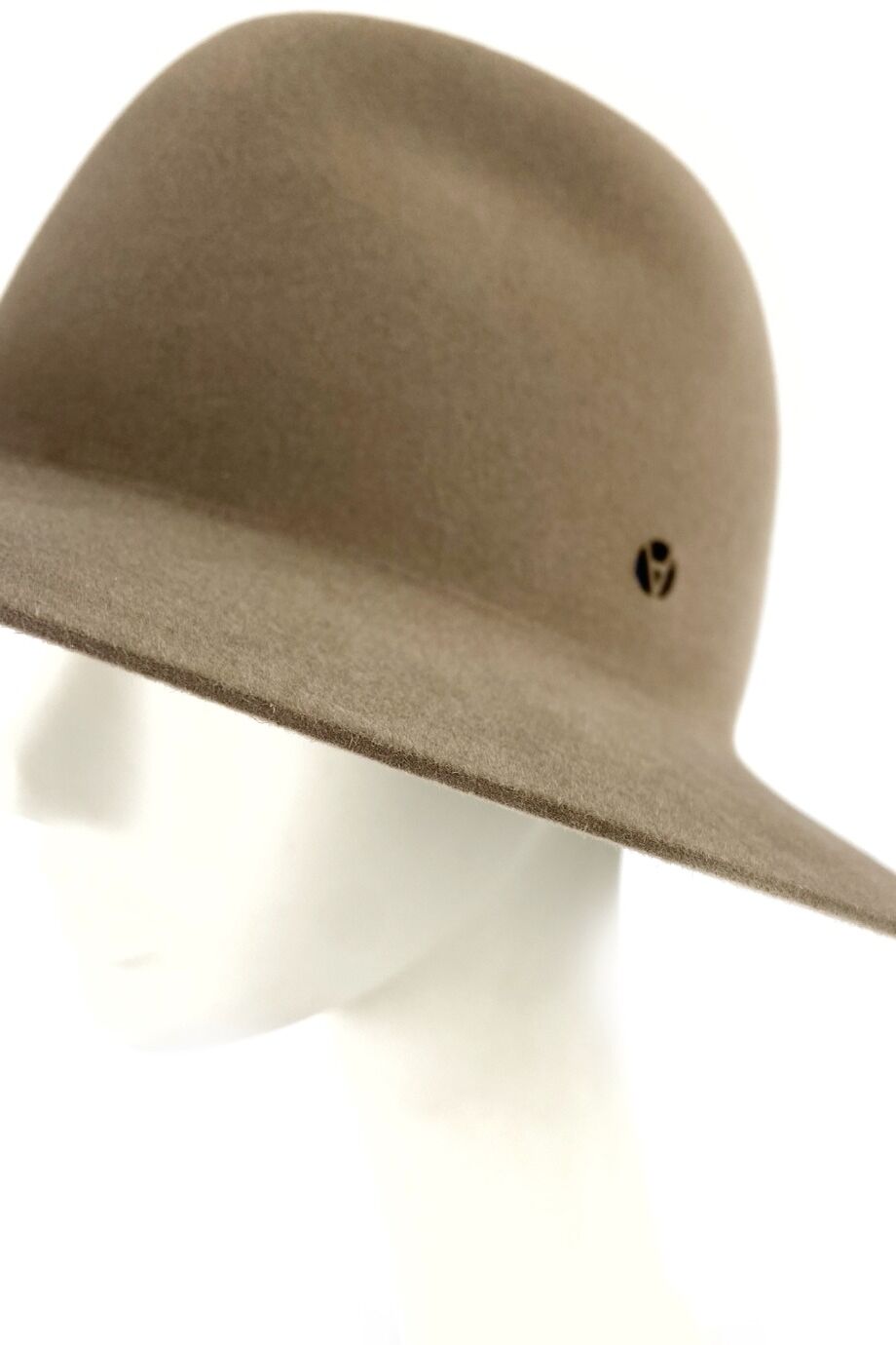 image 2 Шляпа бежевого цвета