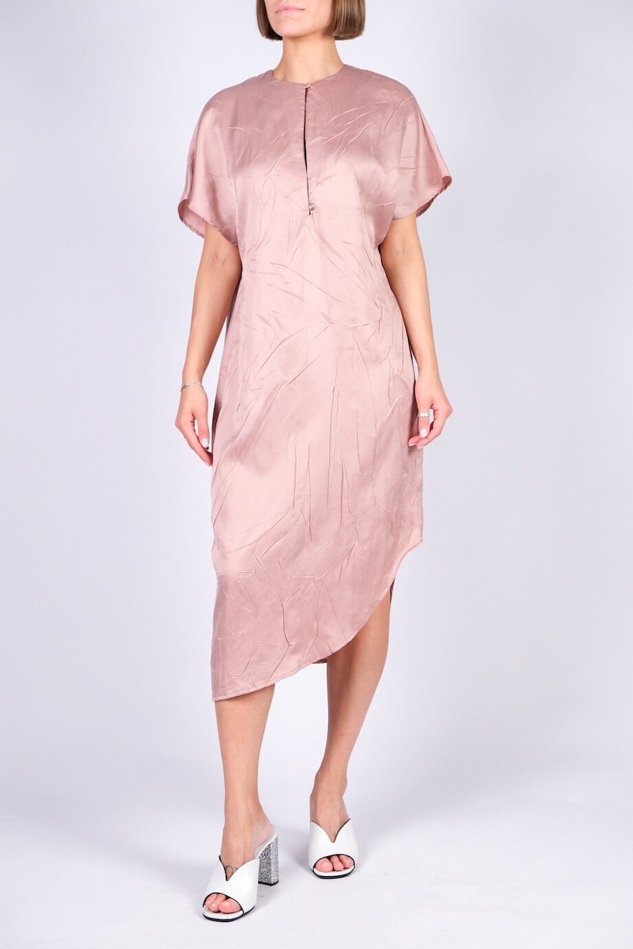 image 1 Платье розового цвета из жатой ткани