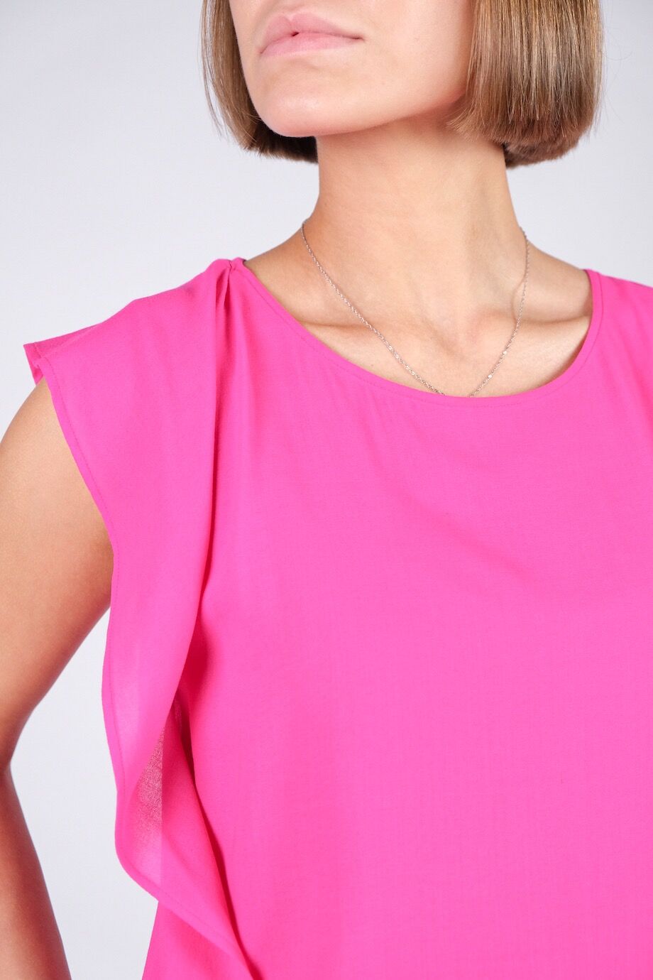 image 4 Платье розового цвета без рукавов
