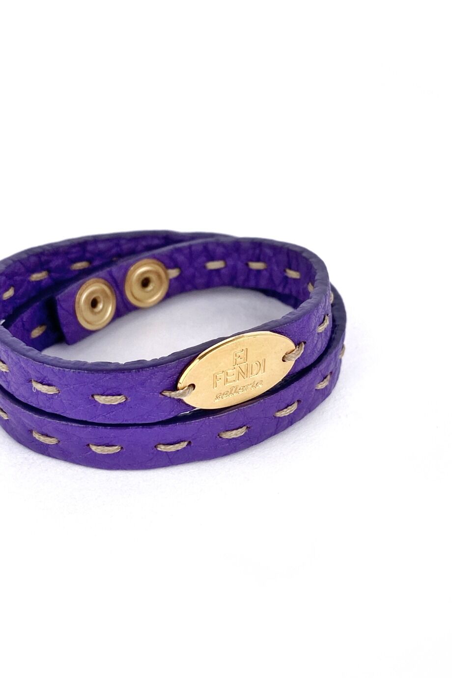 image 2 Кожаный браслет фиолетового цвета
