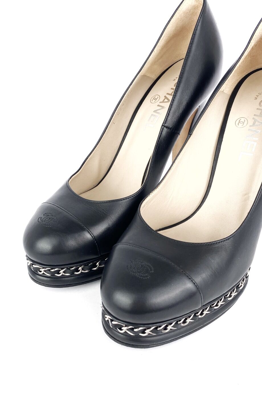 image 3 Туфли черного цвета с цепочкой на подносочной платформе