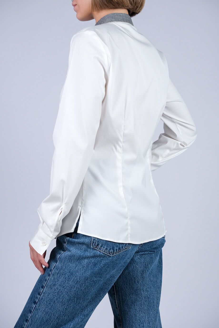 image 3 Рубашка белого цвета с серой окантовкой