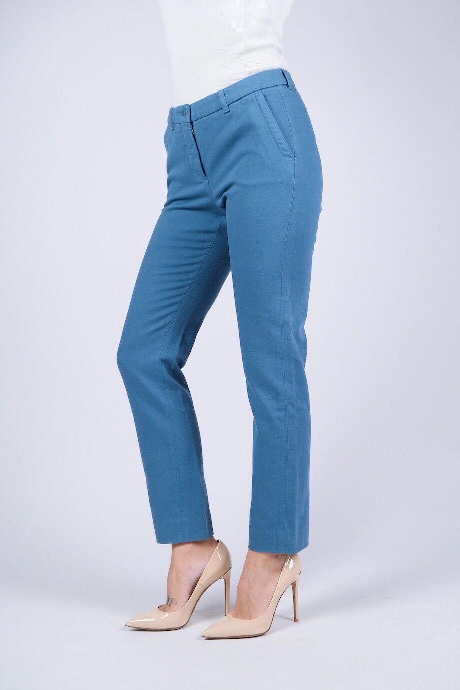 image 3 Джинсовые брюки голубого цвета