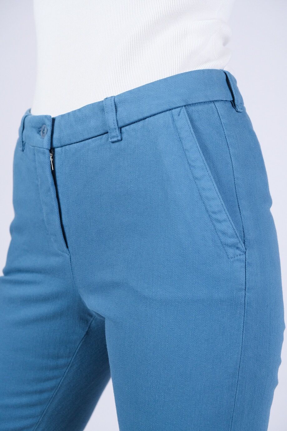 image 5 Джинсовые брюки голубого цвета