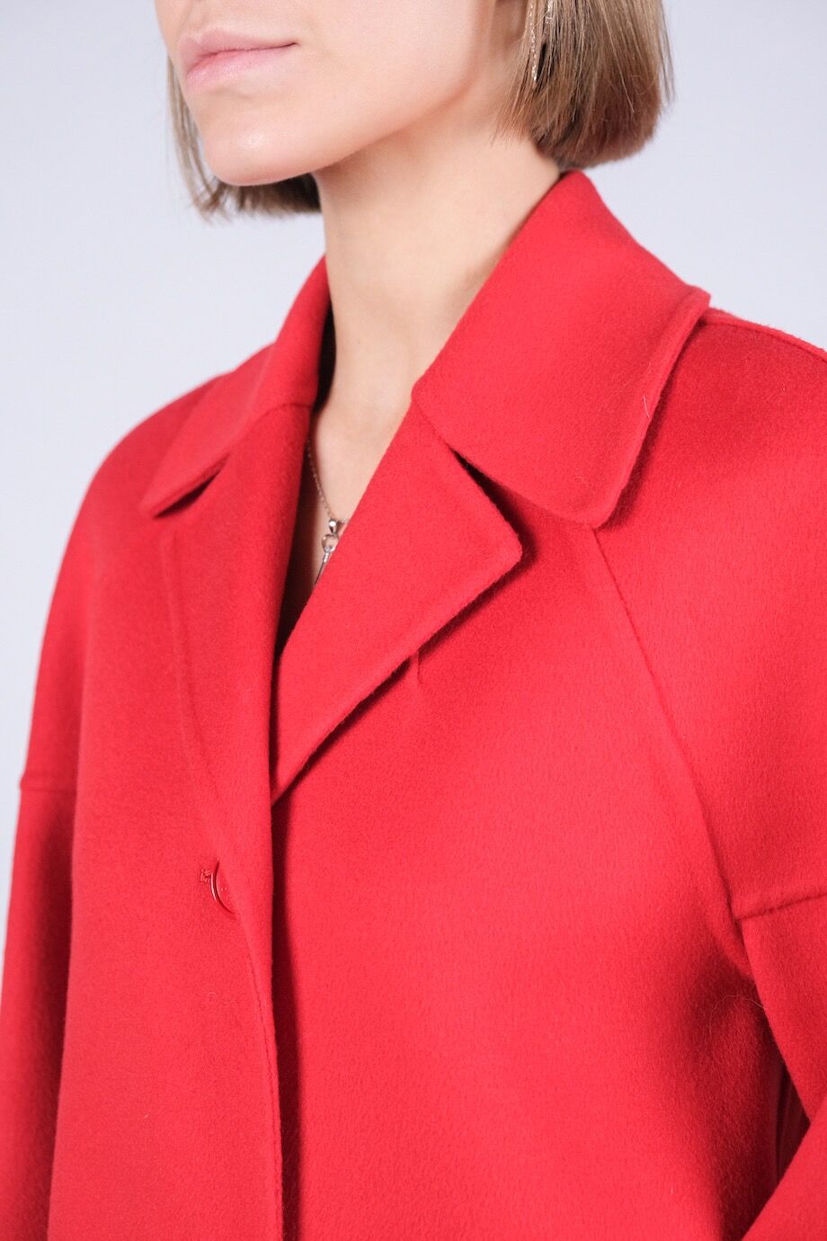 image 4 Пальто красного цвета