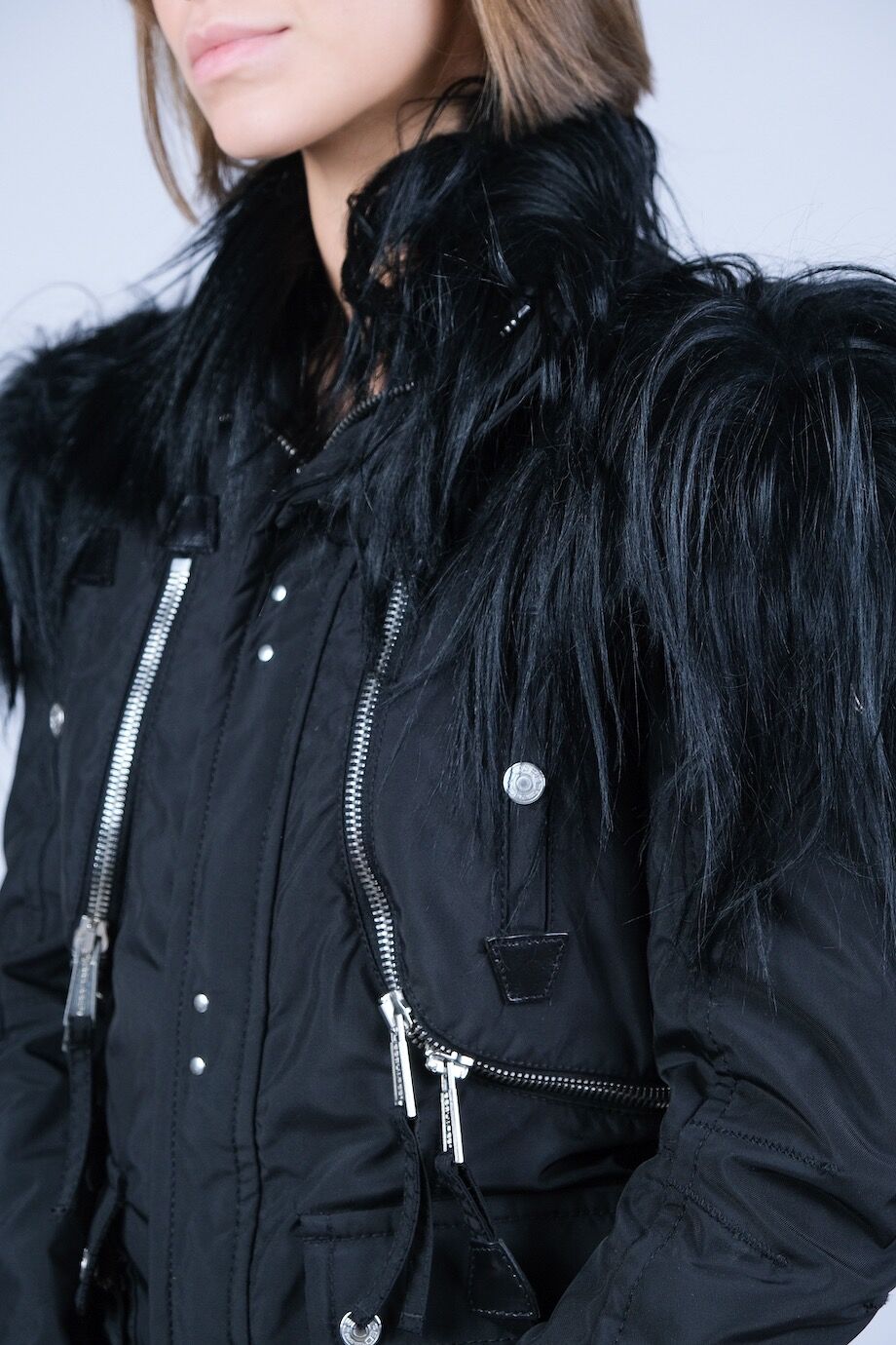 image 4 Куртка черного цвета с меховой отделкой