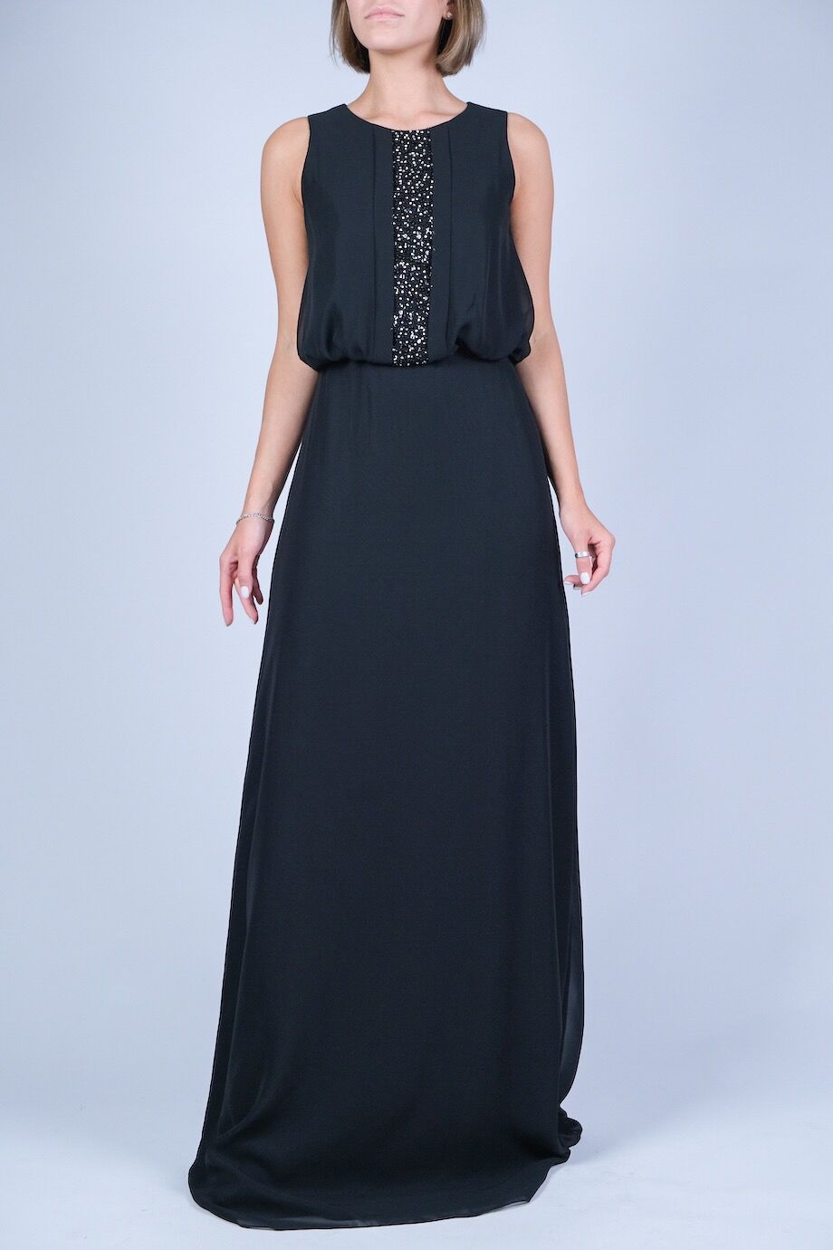image 1 Платье чёрного цвета с декором из бисера на груди