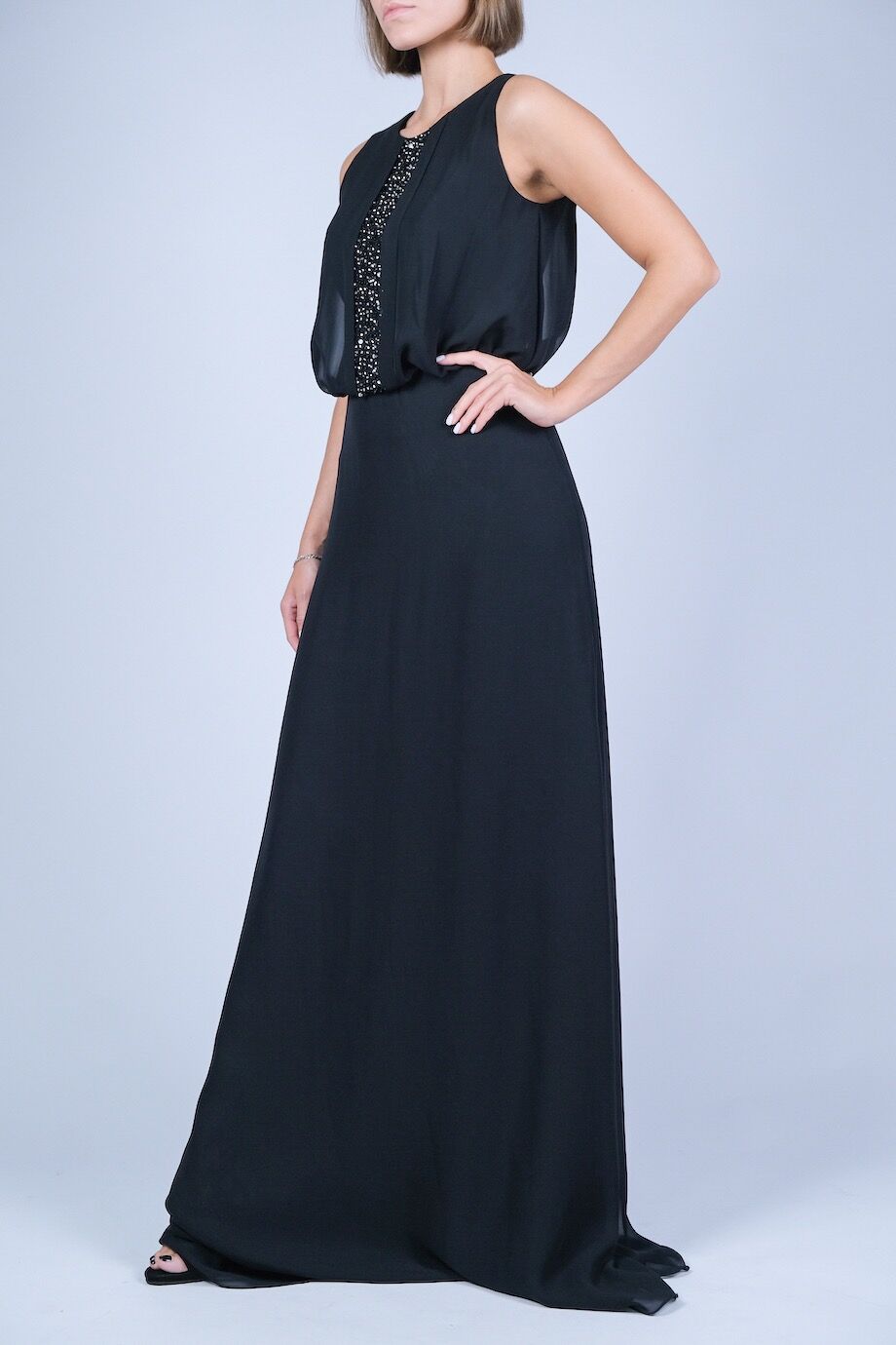 image 2 Платье чёрного цвета с декором из бисера на груди