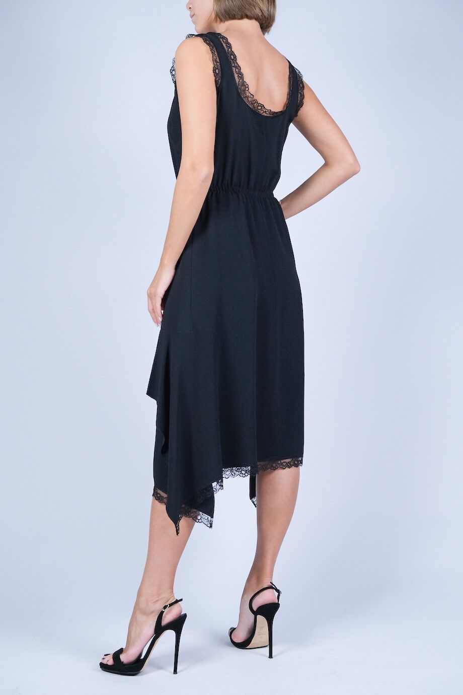 image 3 Платье ассиметричного кроя чёрного цвета с кружевом