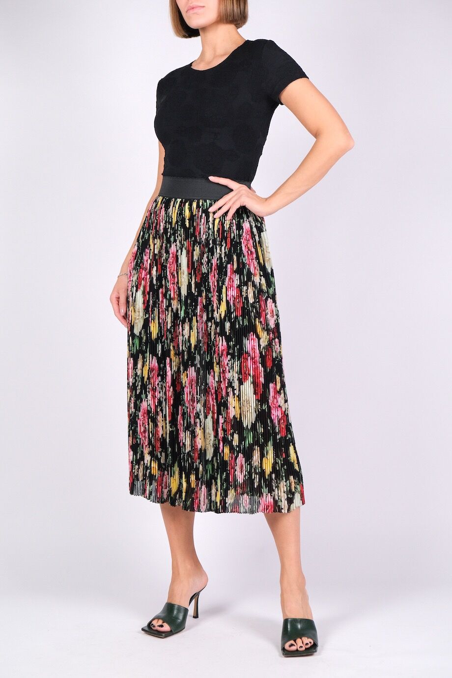 image 1 Шелковая юбка-плиссе с эластичным поясом и цветочным принтом