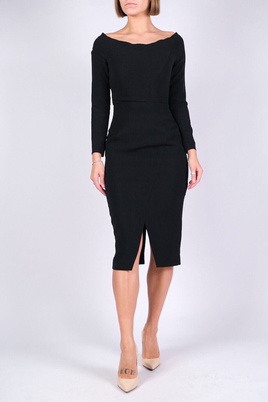 image 1 Платье черного цвета с открытыми плечами