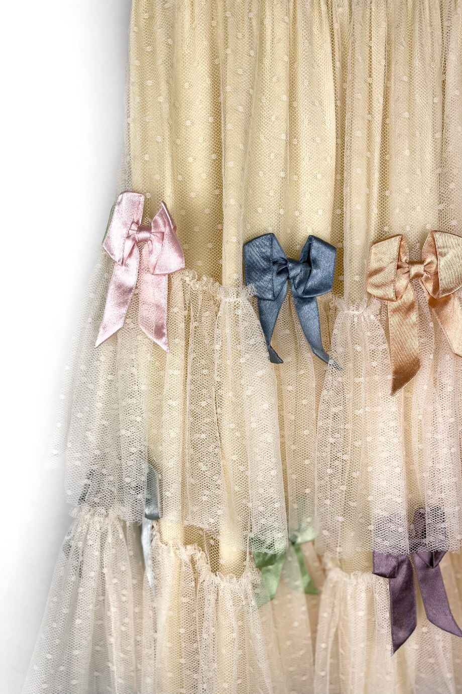 image 2 Детская юбка из сетки с цветными бантиками