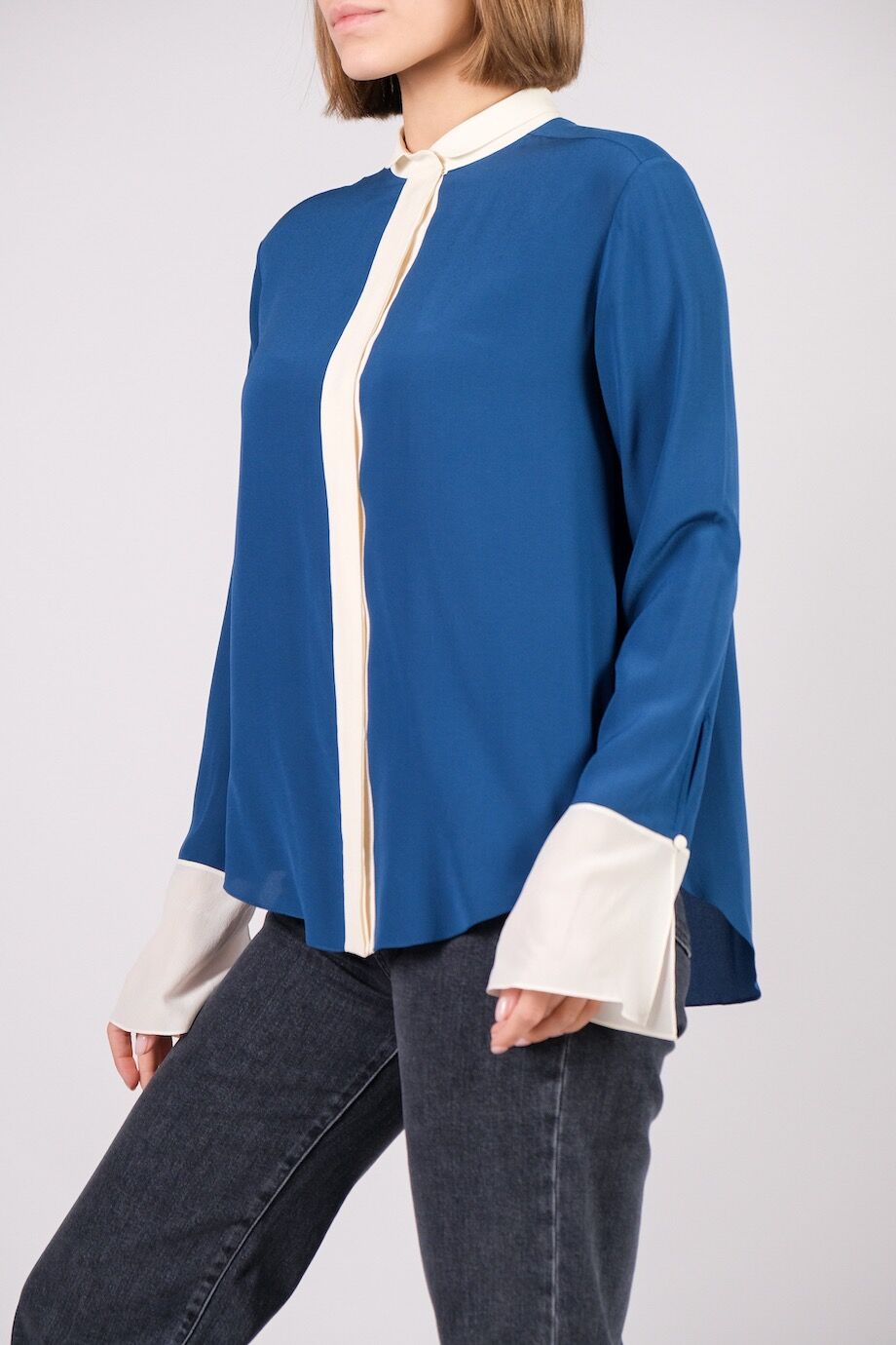 image 2 Шелковая блуза синего цвета с длинным рукавом